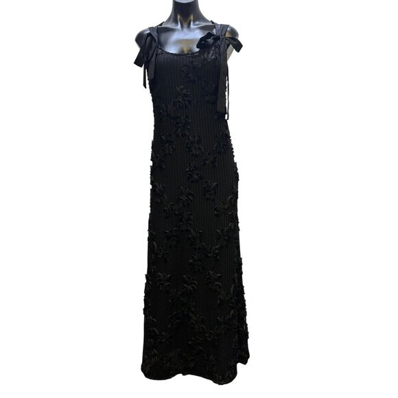 En Saison Ribbon Accent Black Gown L - Picture 1 of 6